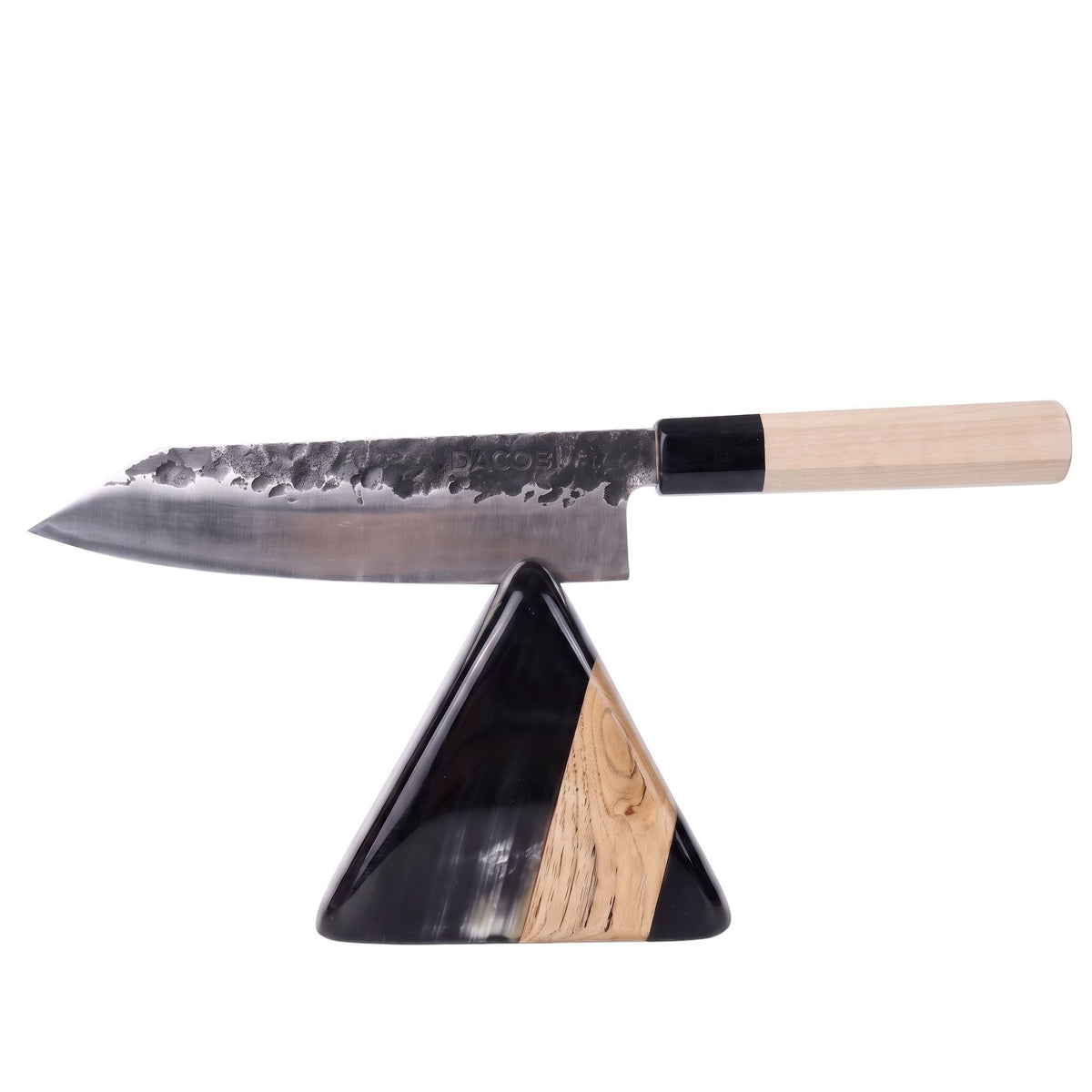 Profesionální nůž Kiritsuke Tsuchime na stojanu